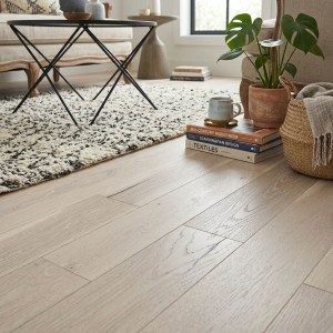 PARQUET PREFINITI - Rovere 1 Strip - Light White - Verniciato Bianco - Spazzolato-1